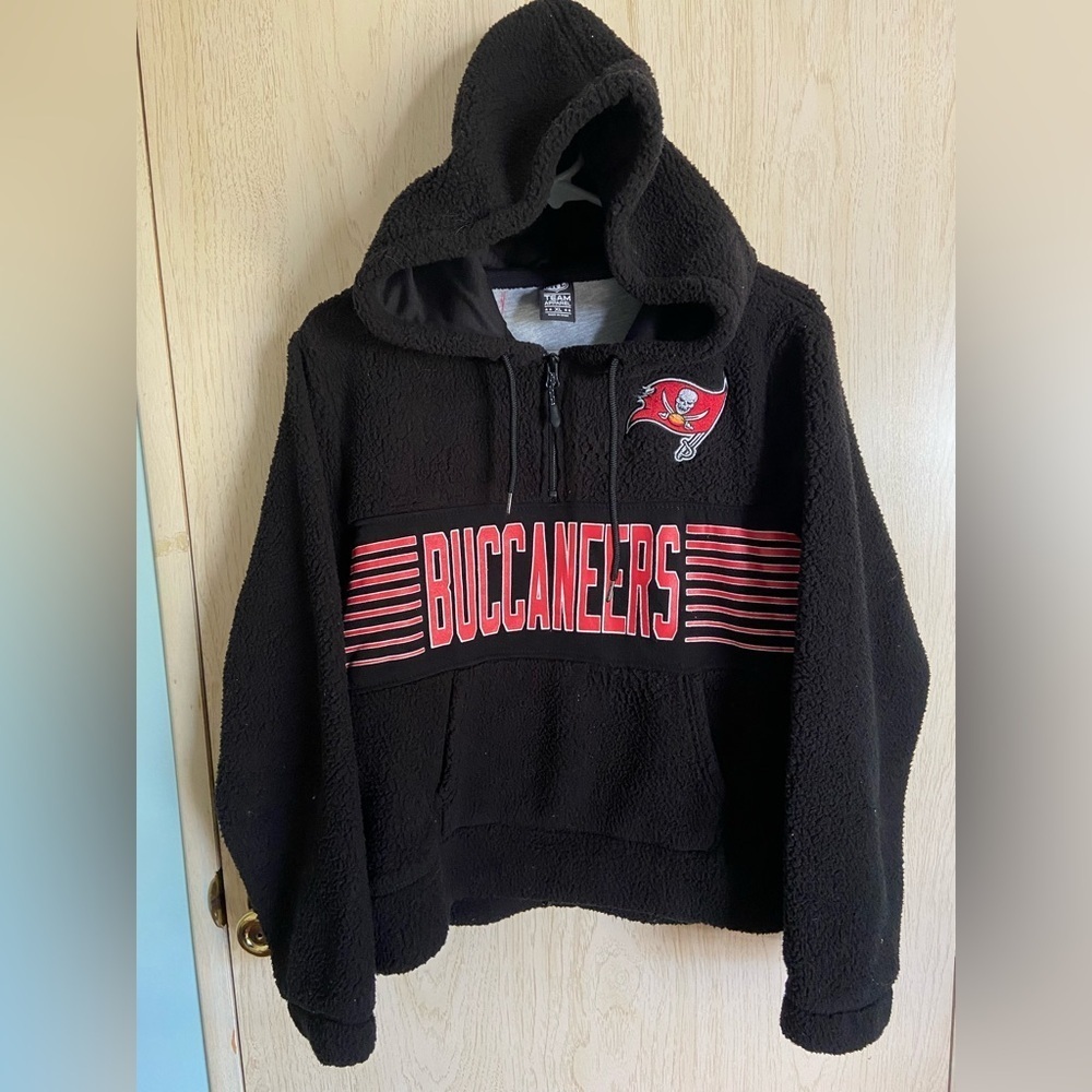 NFL Team Apparel Sherpa Black Hoodie TAMPA BAY BUCCANEERS Kangaroo Pocket Sz XL